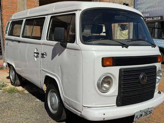 VOLKSWAGEN KOMBI 1.4 MI STD 8V FLEX 4P MANUAL VOLKSWAGEN KOMBI 1.4 MI STD 8V FLEX 4P MANUAL